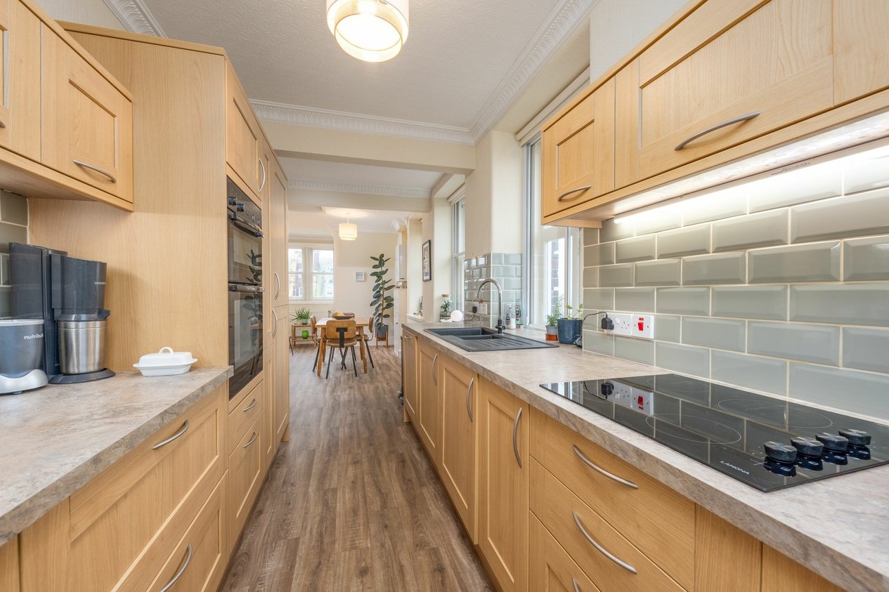 Properties For Sale in The Leas  The Metropole The Leas