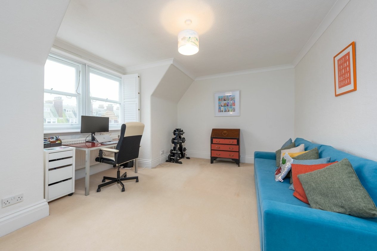 Properties For Sale in The Leas  The Metropole The Leas