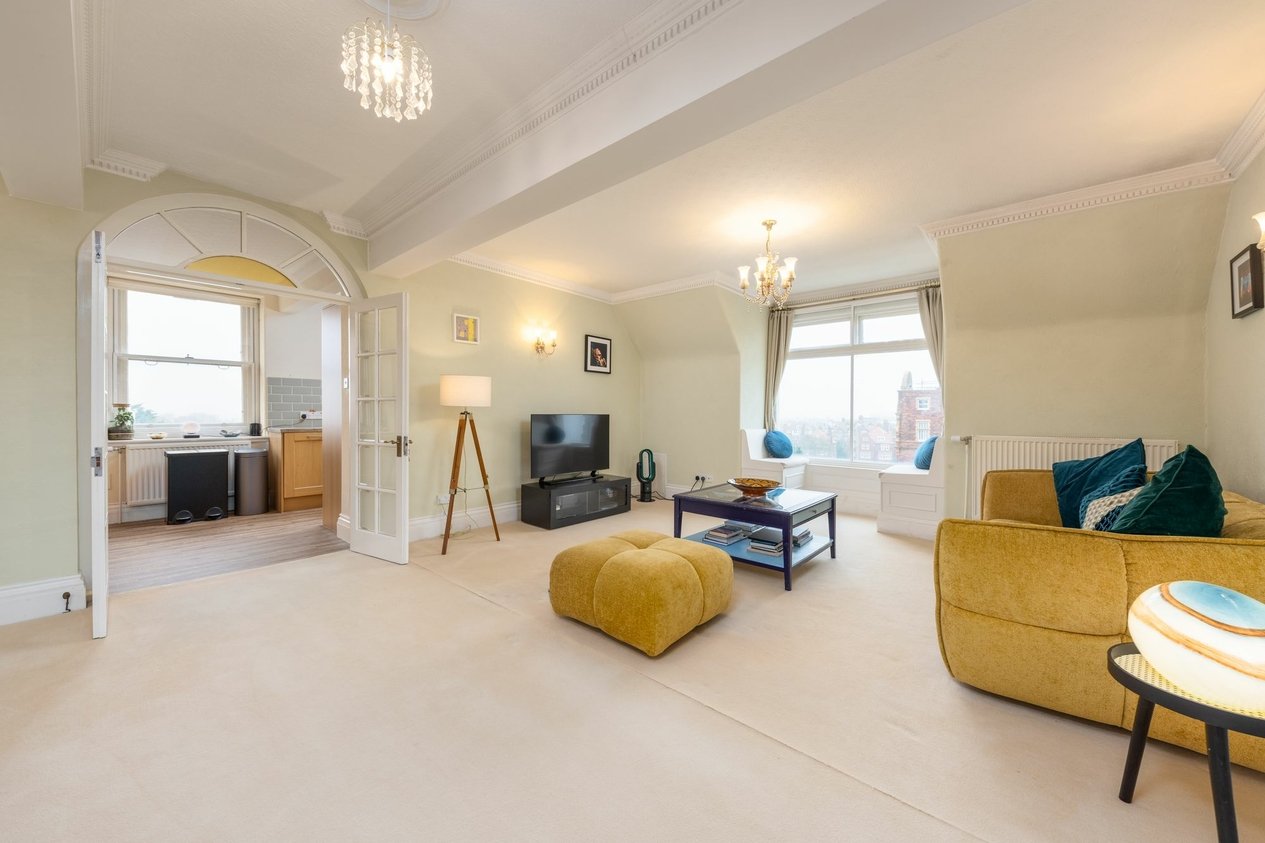 Properties For Sale in The Leas  The Metropole The Leas