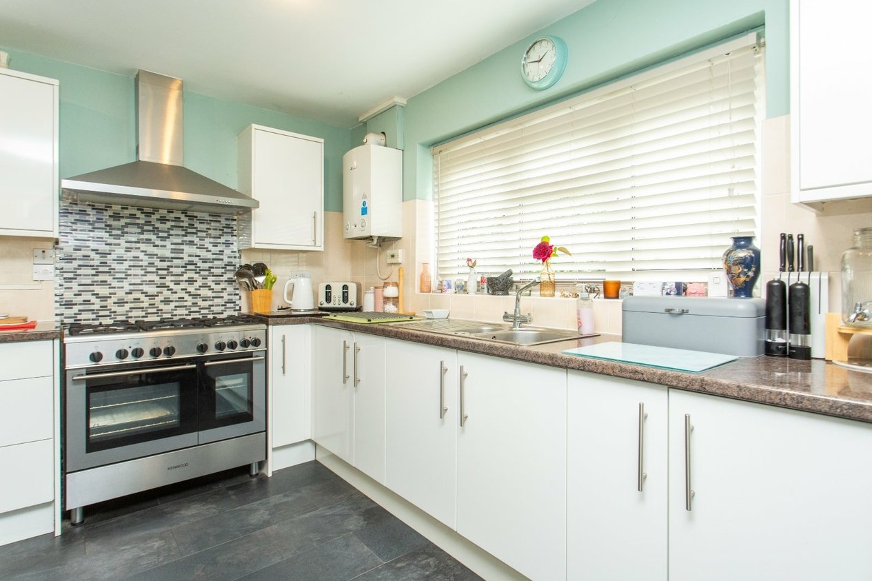 Properties For Sale in The Long Hill Old Wives Lees