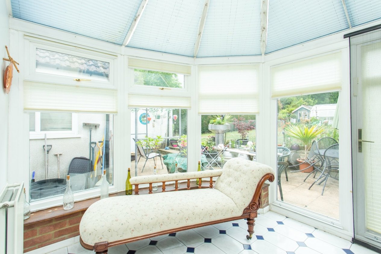 Properties For Sale in The Long Hill Old Wives Lees