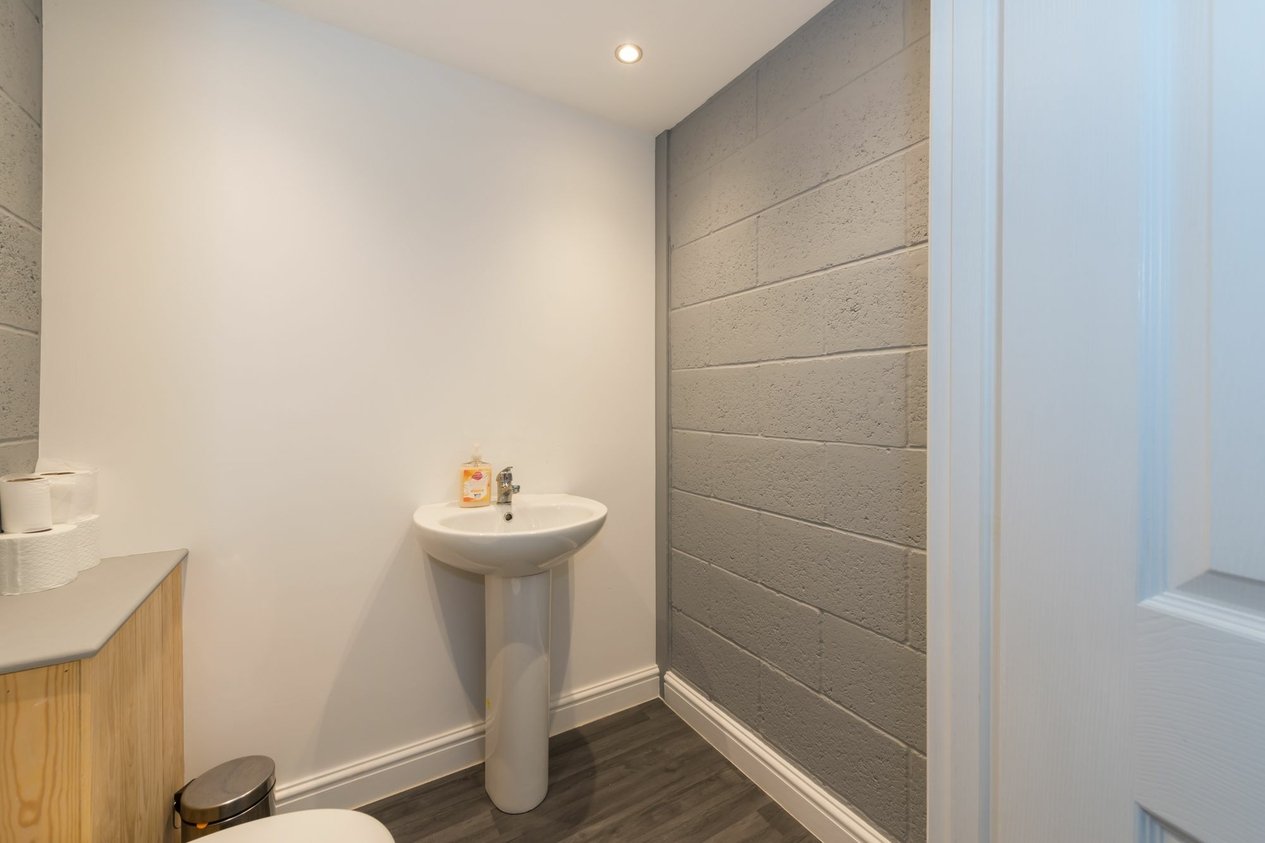 Properties Sold Subject To Contract in The Oaks  Manston
