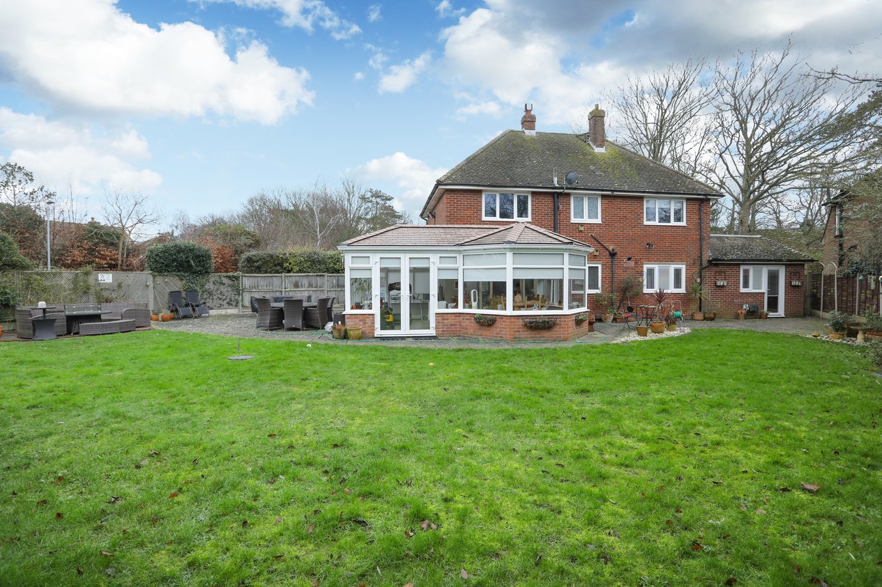 Properties Under Offer in The Paddocks Broadstairs