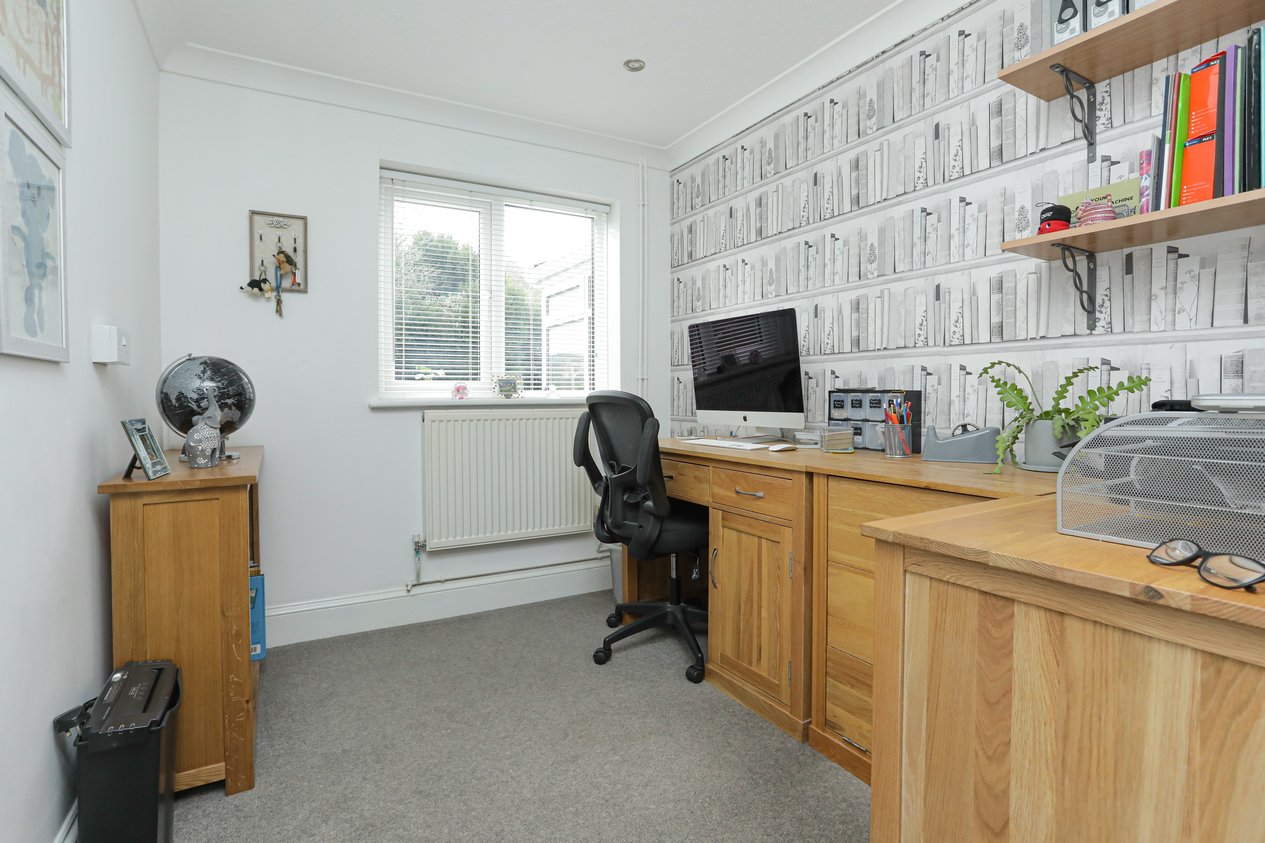 Properties Under Offer in The Paddocks Broadstairs