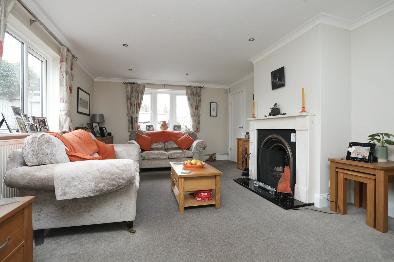Properties Under Offer in The Paddocks Broadstairs