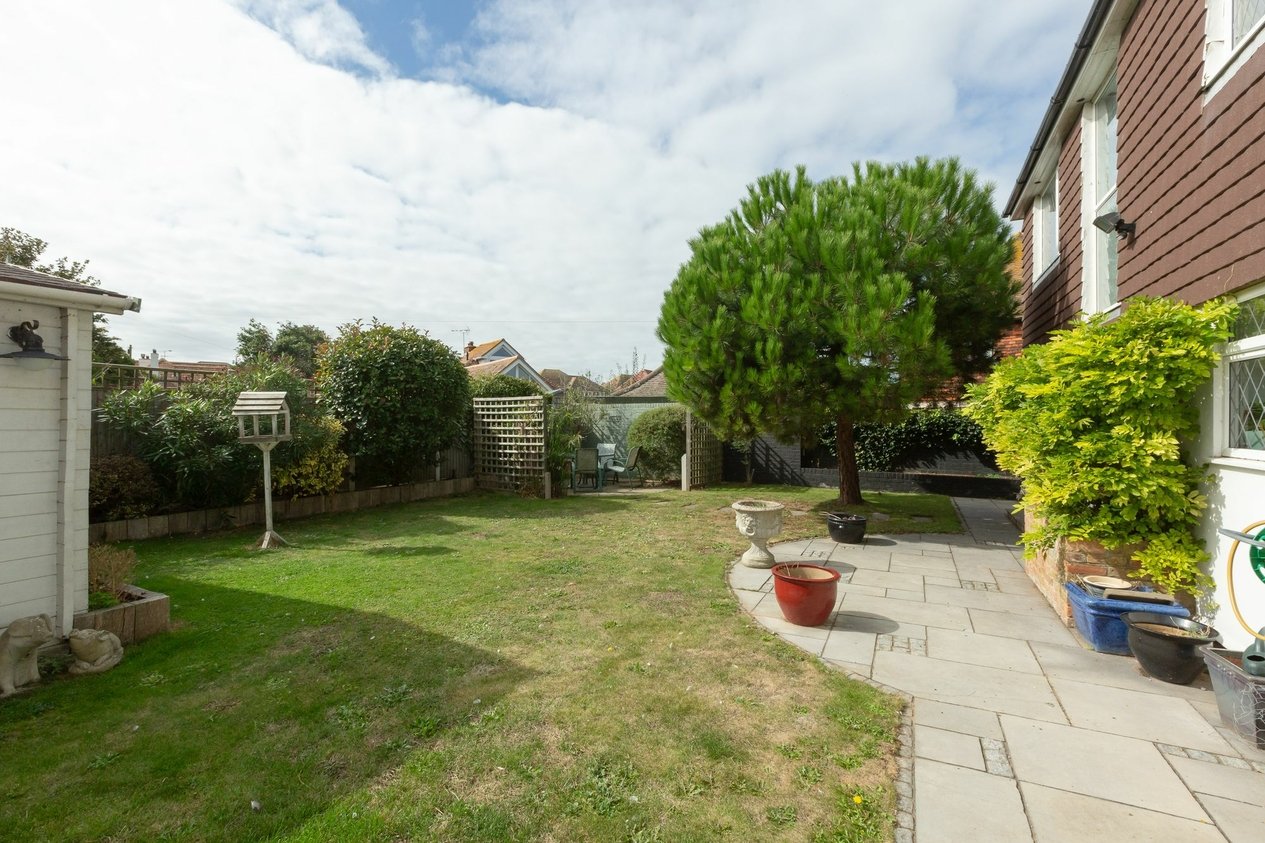 Properties For Sale in The Parade  Birchington