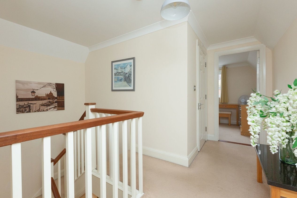 Properties For Sale in The Pathway  Broadstairs