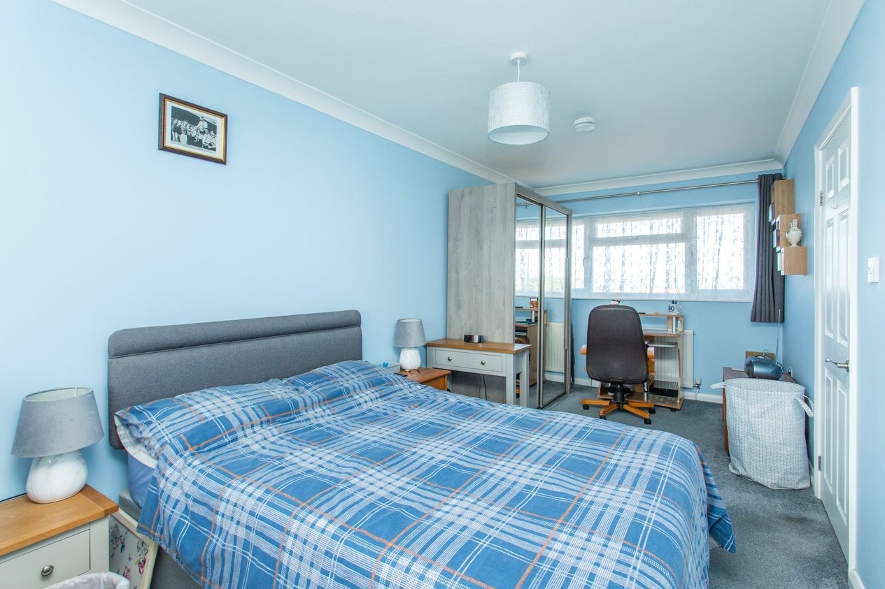 Properties For Sale in The Ridings  Cliftonville
