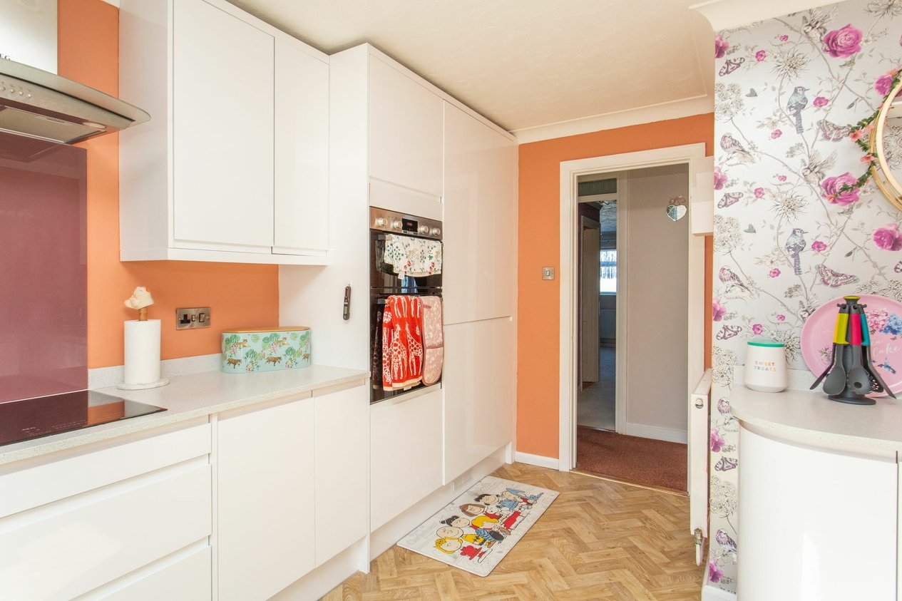 Properties For Sale in The Ridings  Cliftonville