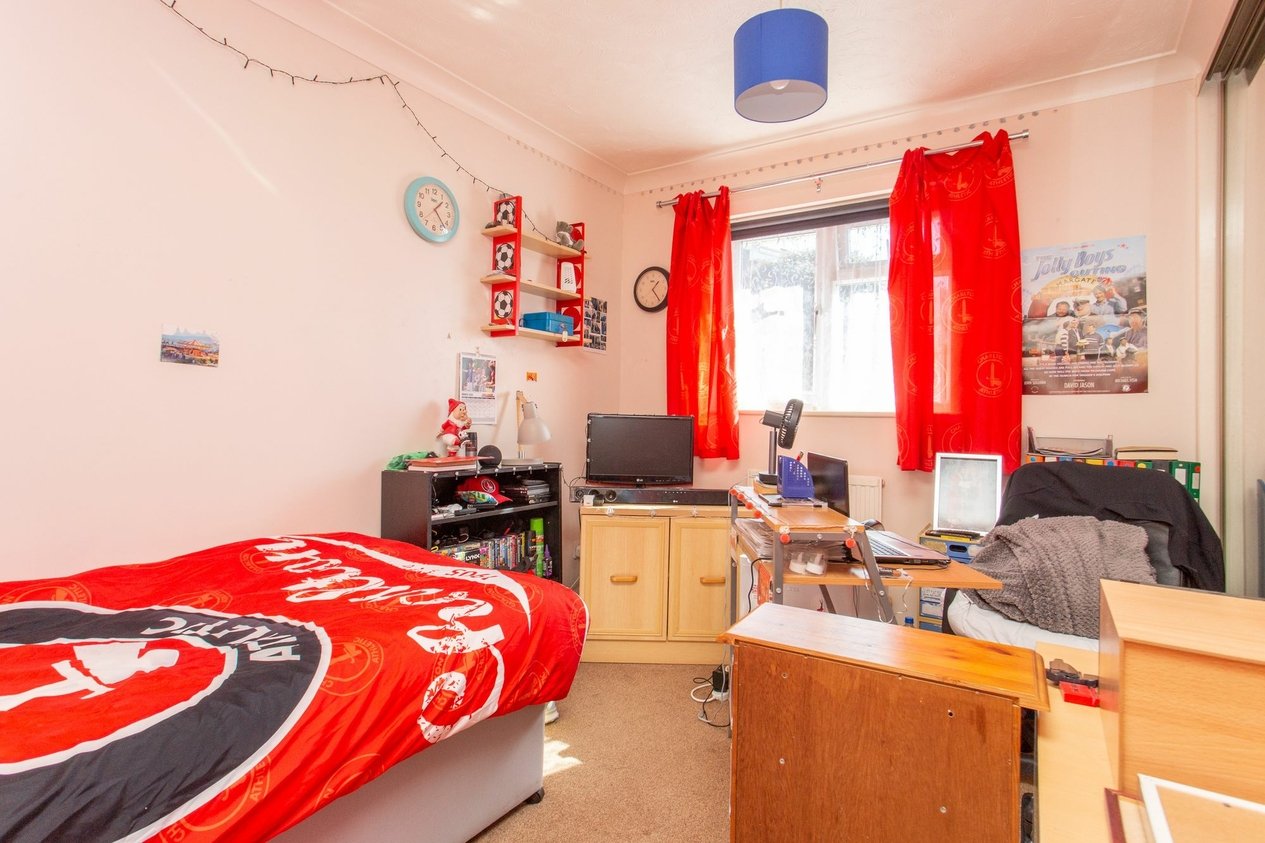 Properties For Sale in The Ridings  Cliftonville