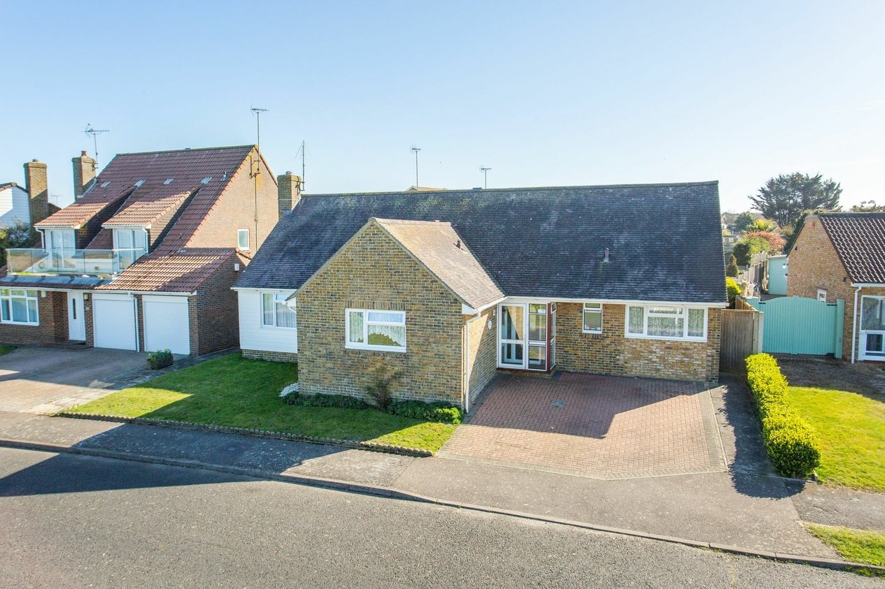 Properties For Sale in The Ridings  Cliftonville