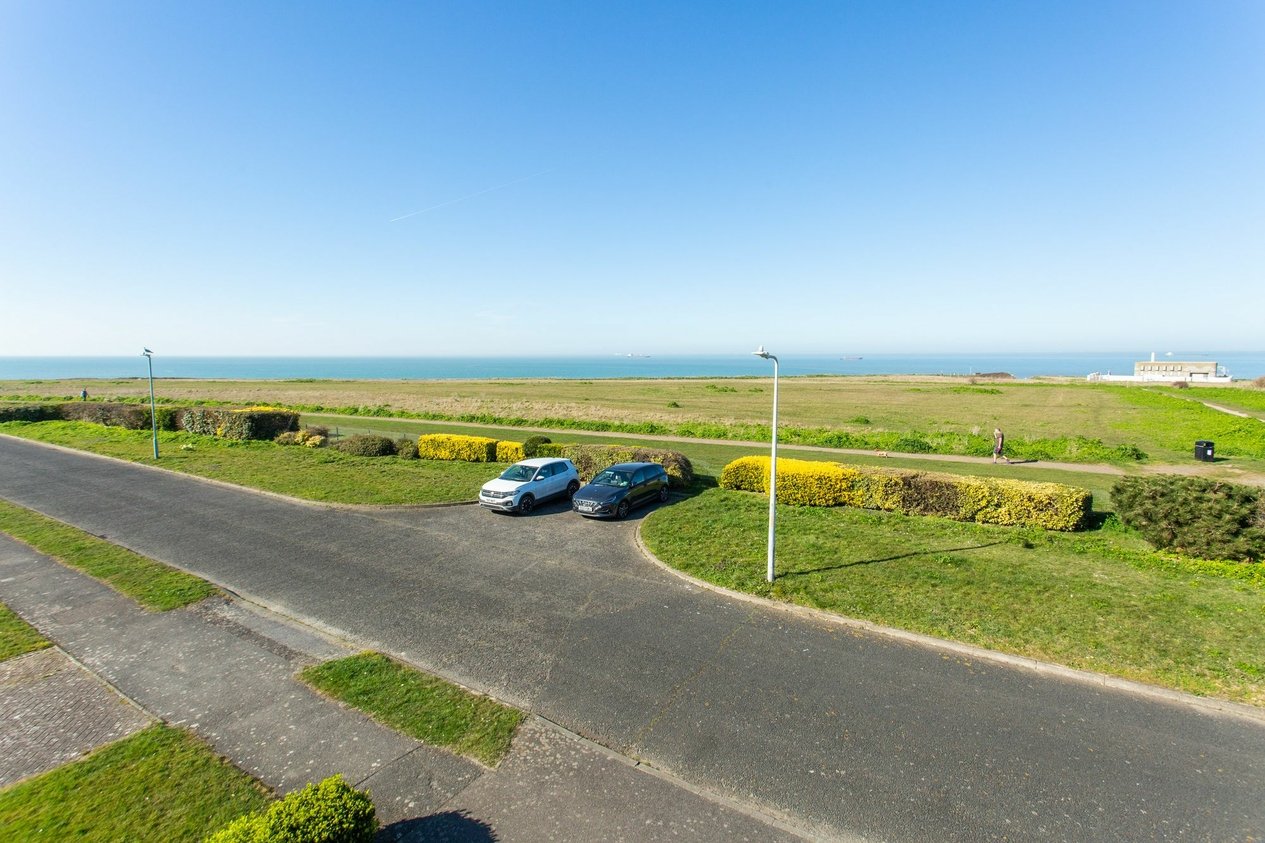 Properties For Sale in The Ridings  Cliftonville