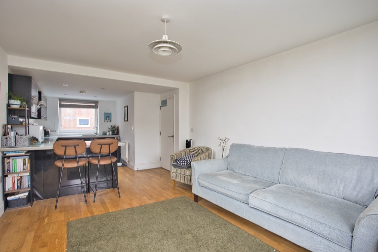 Properties For Sale in The Riviera Folkestone