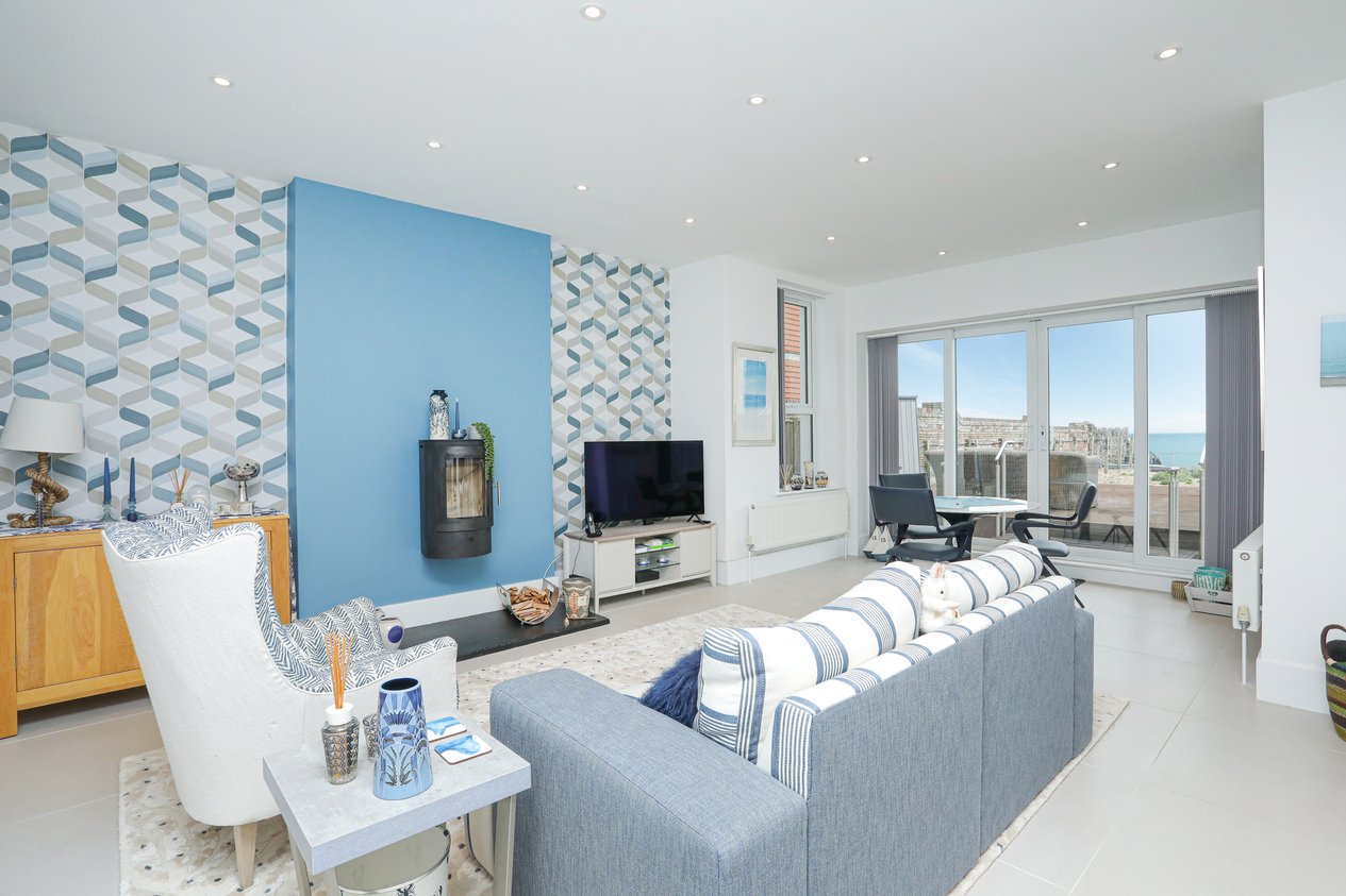 Properties Under Offer in The Riviera Folkestone