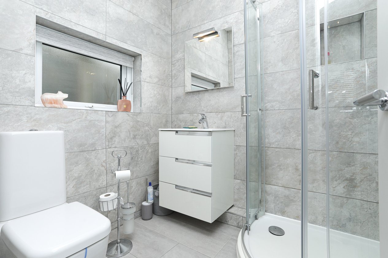 Properties Under Offer in The Riviera Folkestone