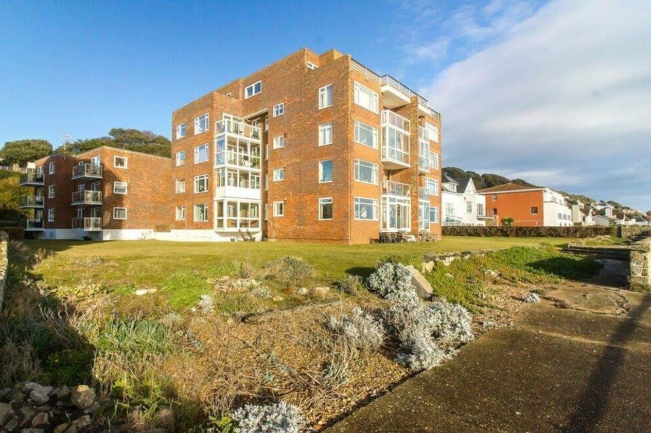Properties For Sale in The Riviera Sandgate