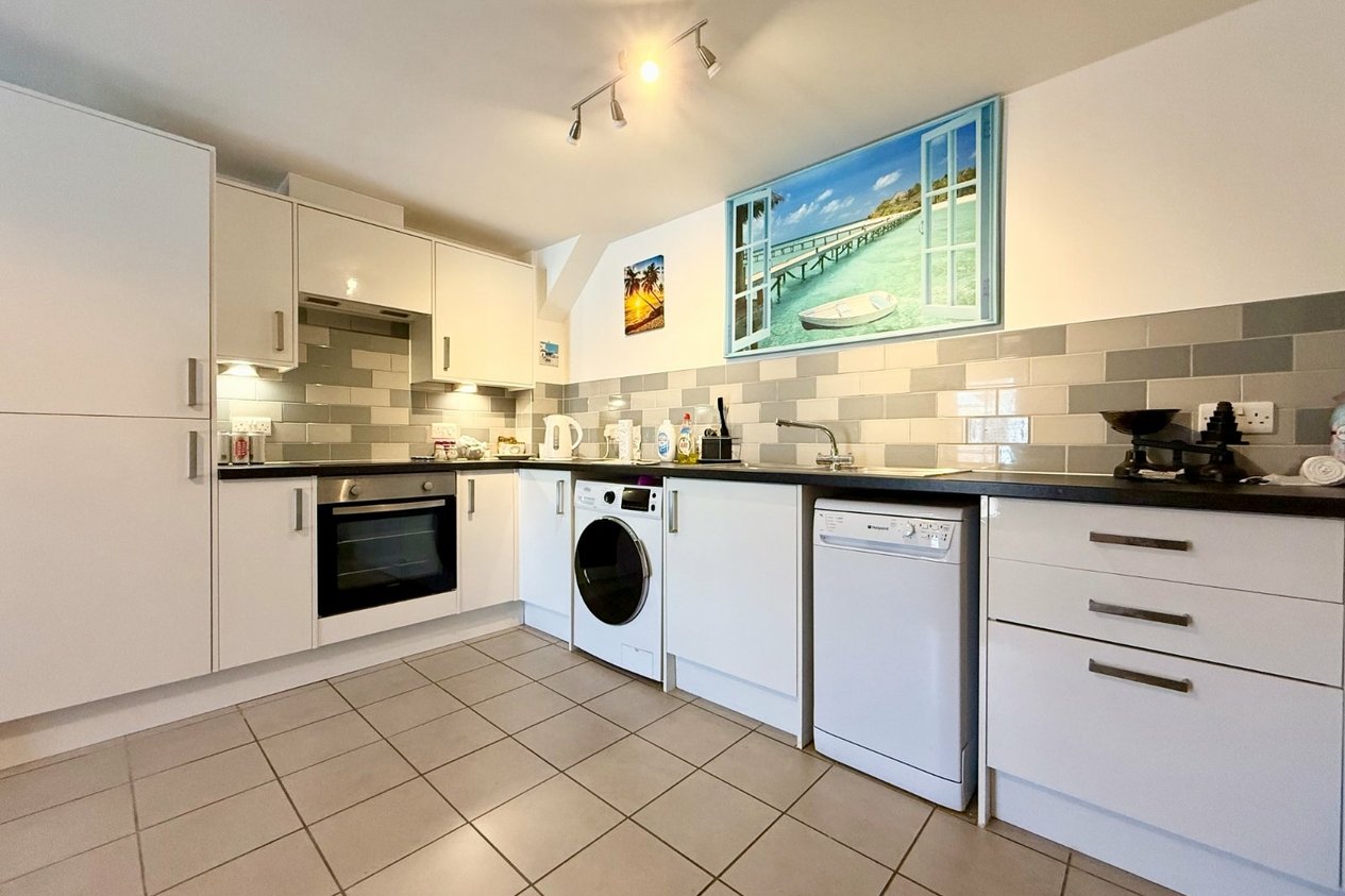 Properties Under Offer in The Royal Seabathing Canterbury Road Margate