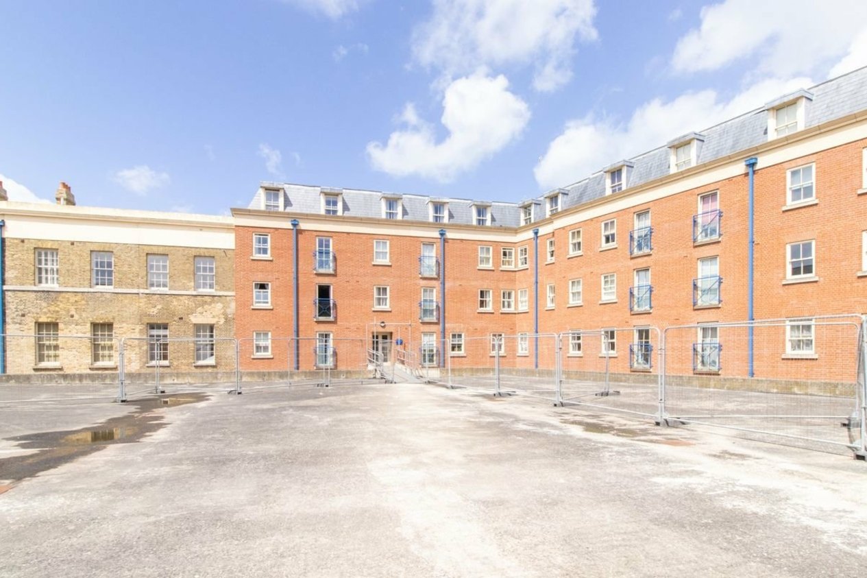 Properties For Sale in The Royal Seabathing Canterbury Road
