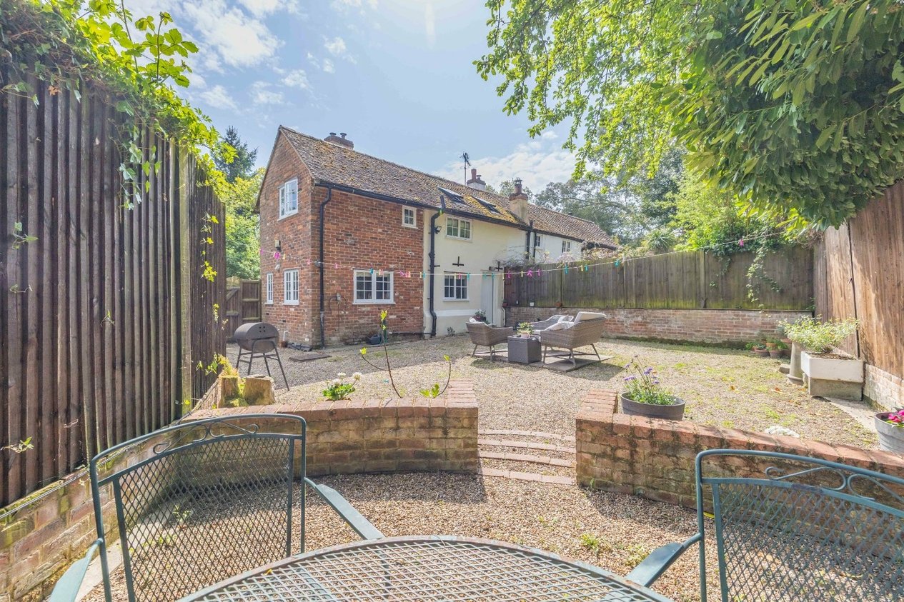 Properties For Sale in The Snuggery Under The Wood