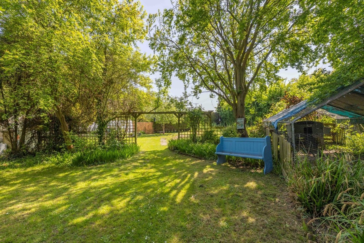 Properties For Sale in The Snuggery Under The Wood