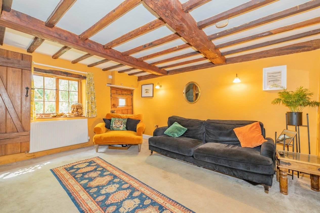 Properties For Sale in The Snuggery Under The Wood