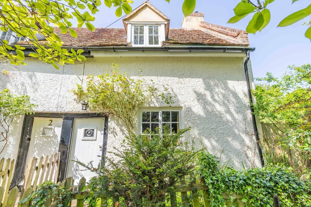 Properties For Sale in The Snuggery Under The Wood