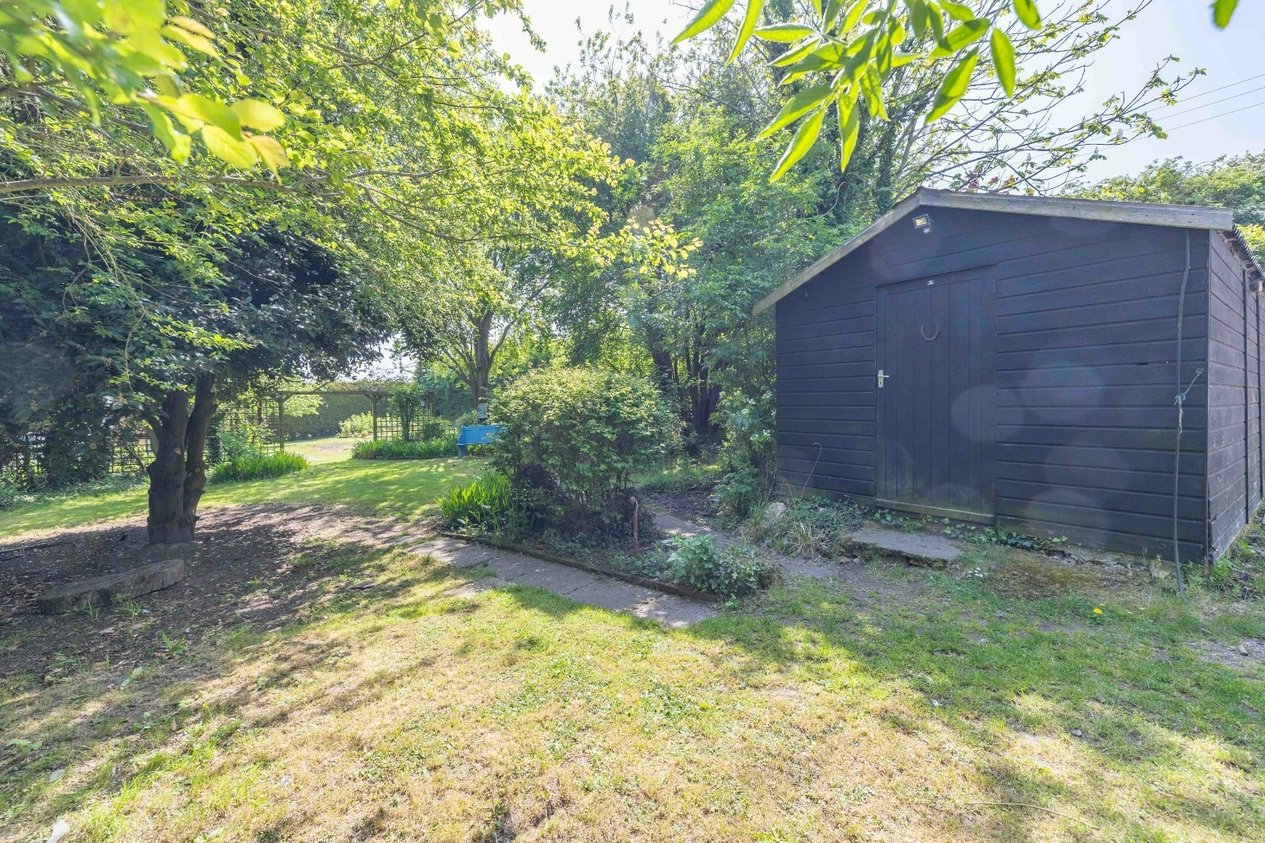 Properties For Sale in The Snuggery Under The Wood