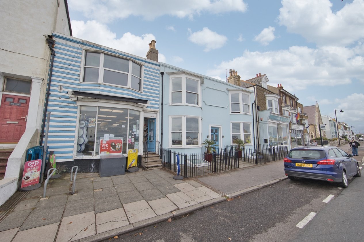 Properties For Sale in The Strand Deal