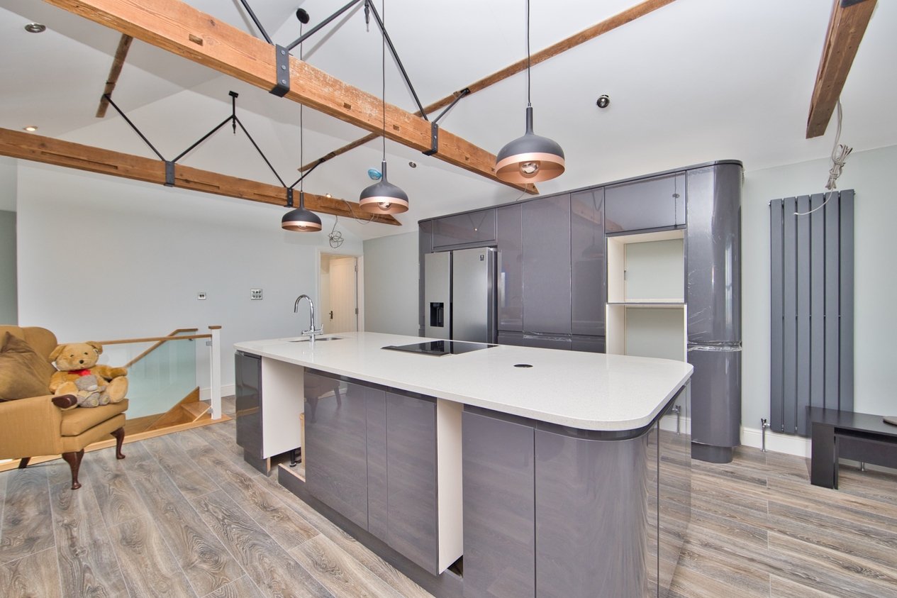 Properties For Sale in The Strand Deal