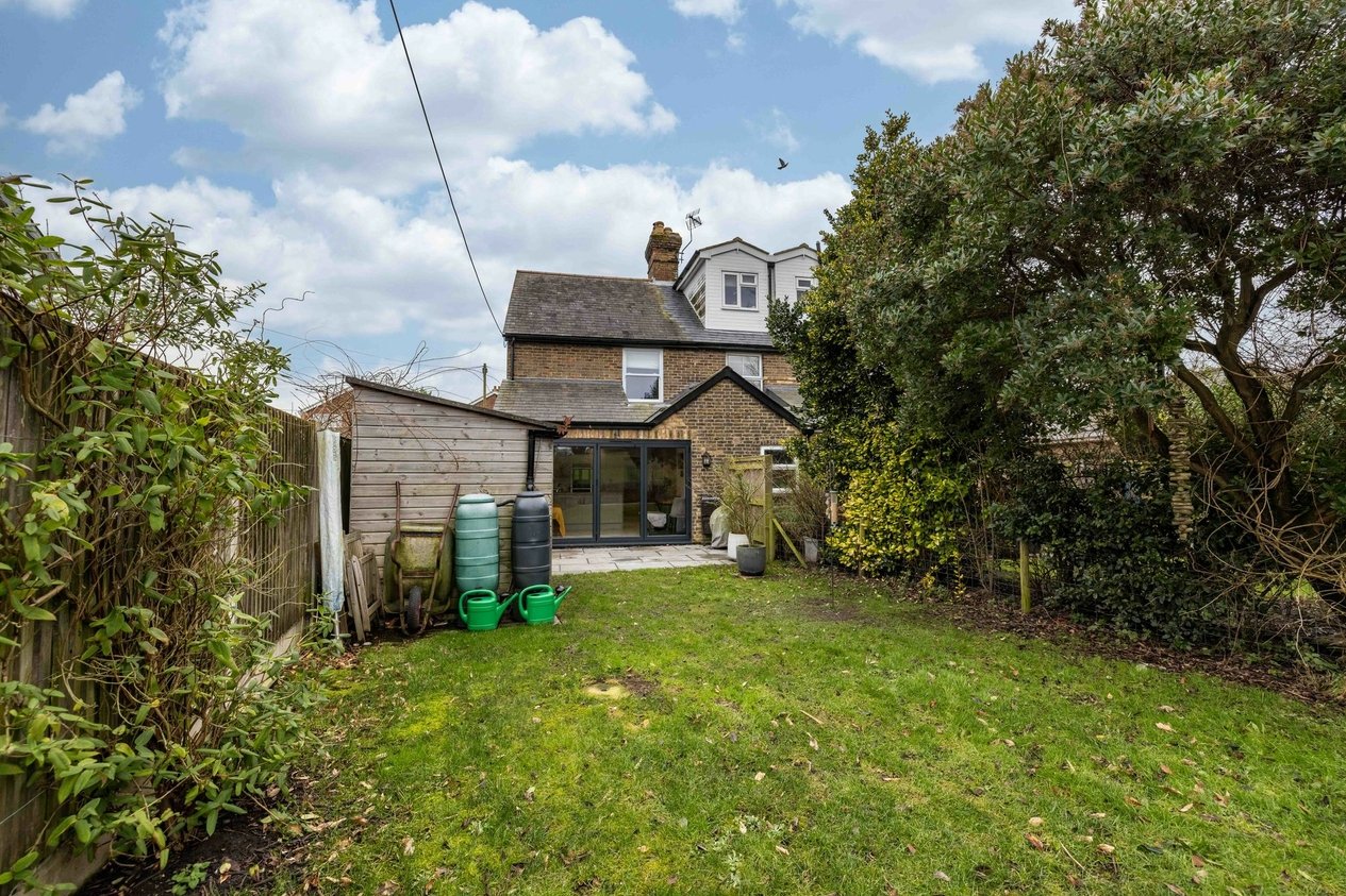 Properties Sold Subject To Contract in The Street  Adisham