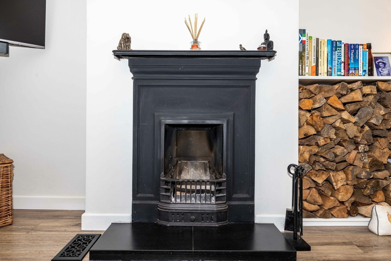 Properties Sold Subject To Contract in The Street  Adisham