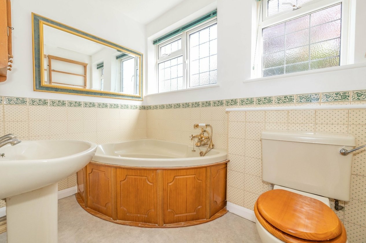 Properties For Sale in The Street Adisham
