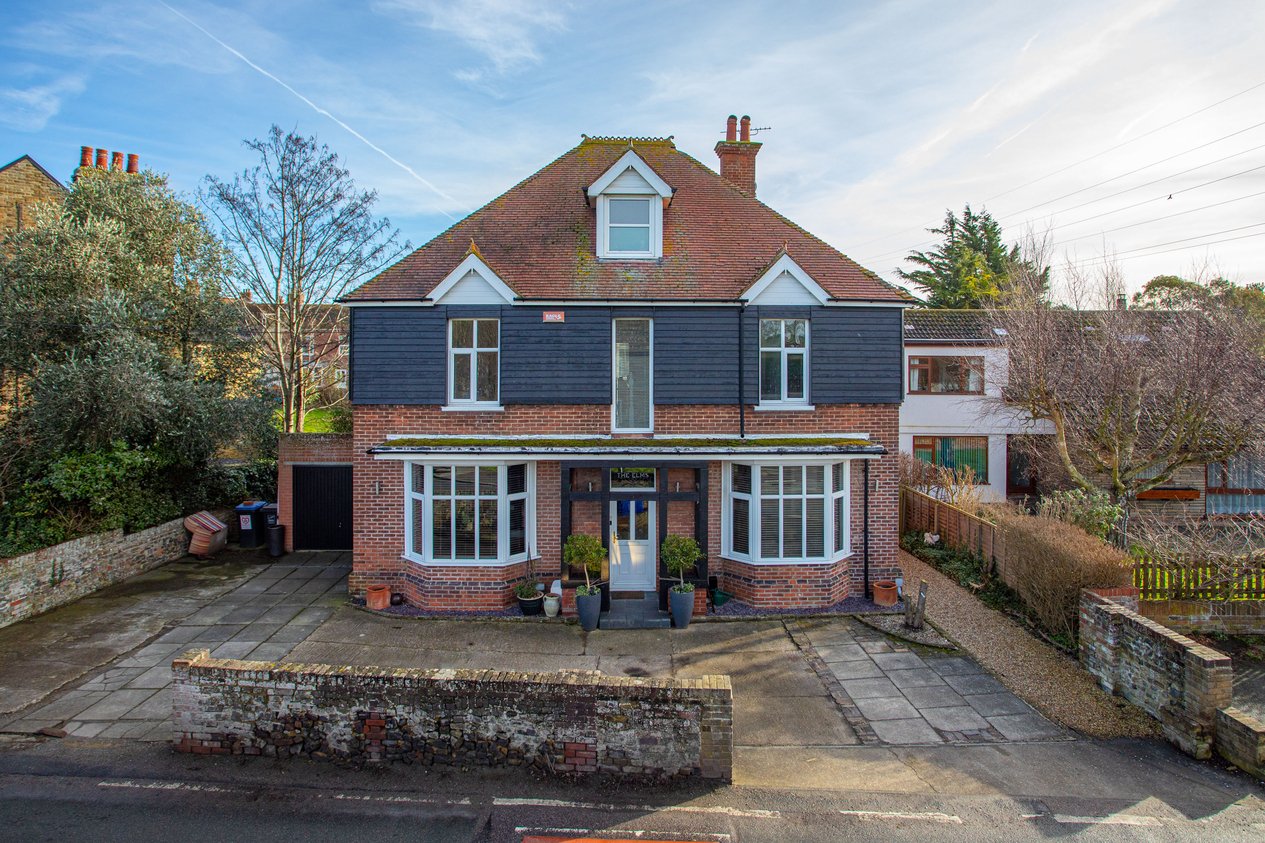 Properties For Sale in The Street Birchington
