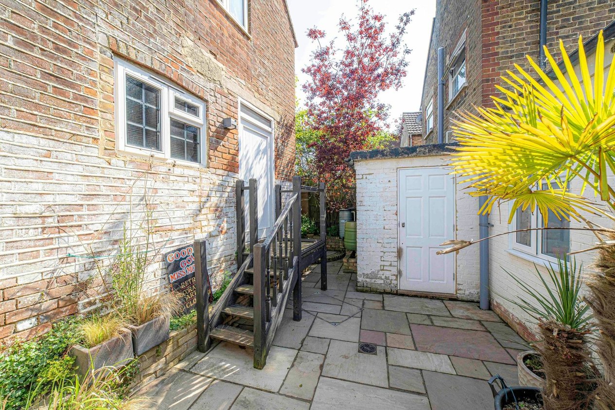 Properties For Sale in The Street  Boughton-Under-Blean