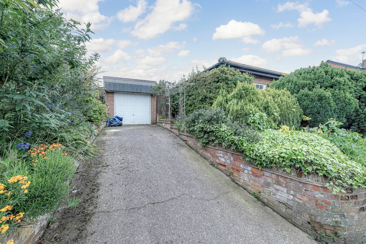 Properties For Sale in The Street  Boughton-Under-Blean