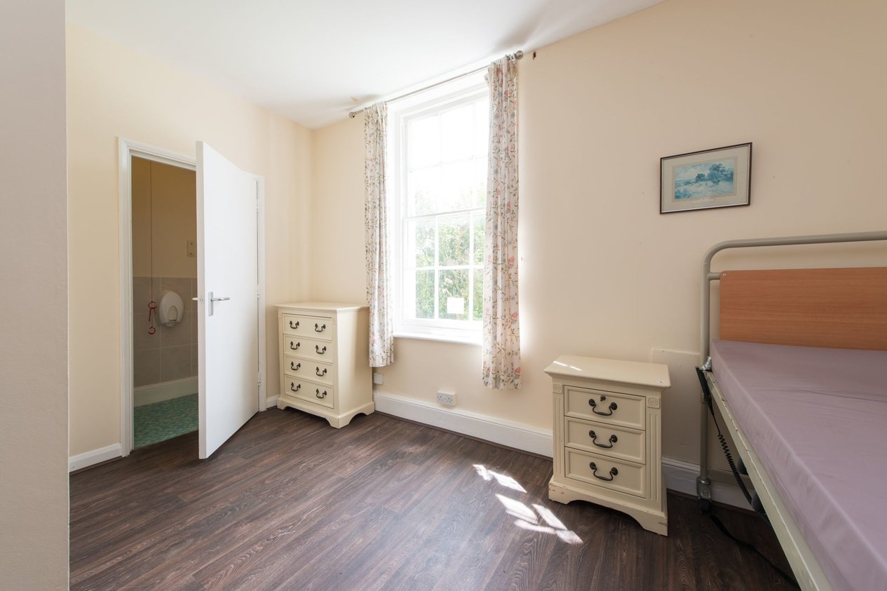 Properties Sold Subject To Contract in The Street  Canterbury