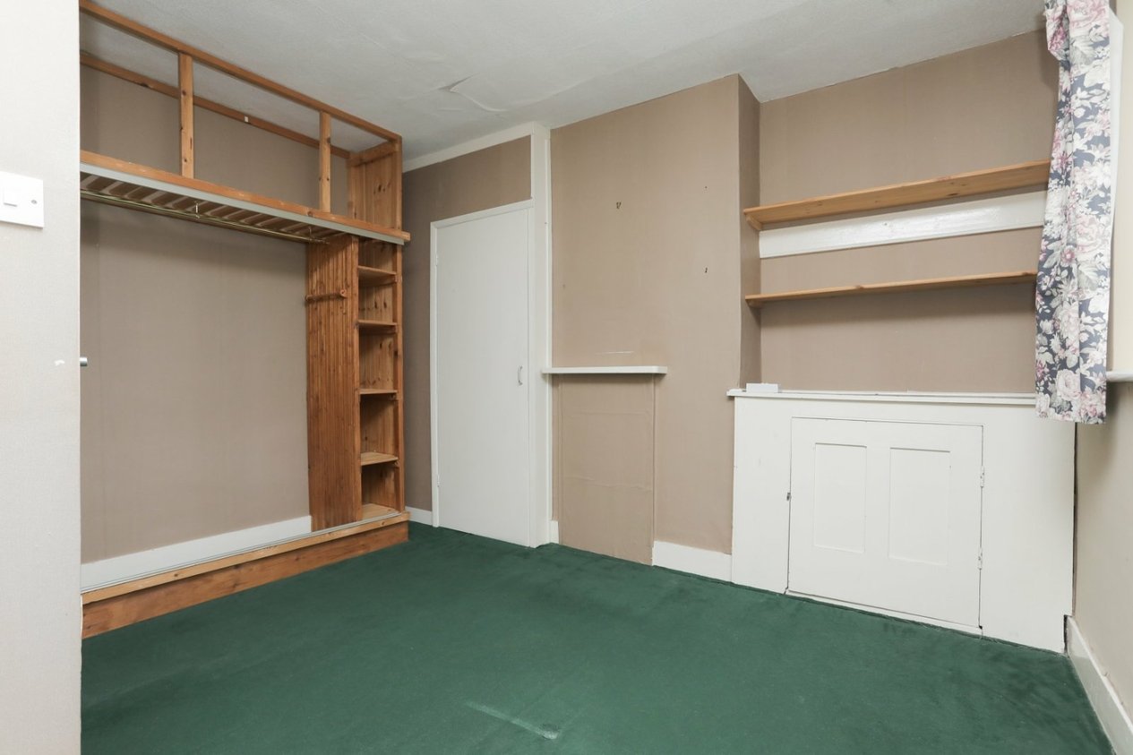 Properties For Sale in The Street Deal