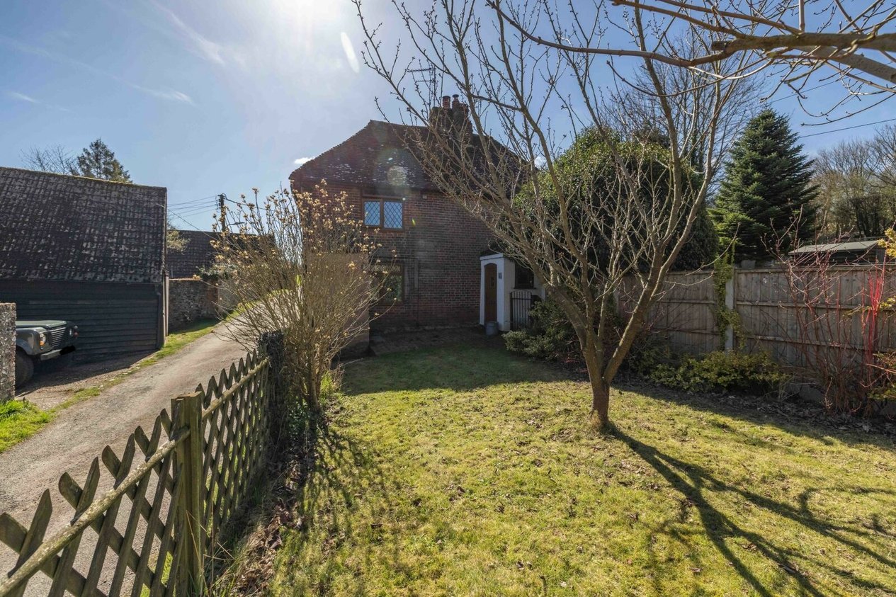 Properties For Sale in The Street Denton