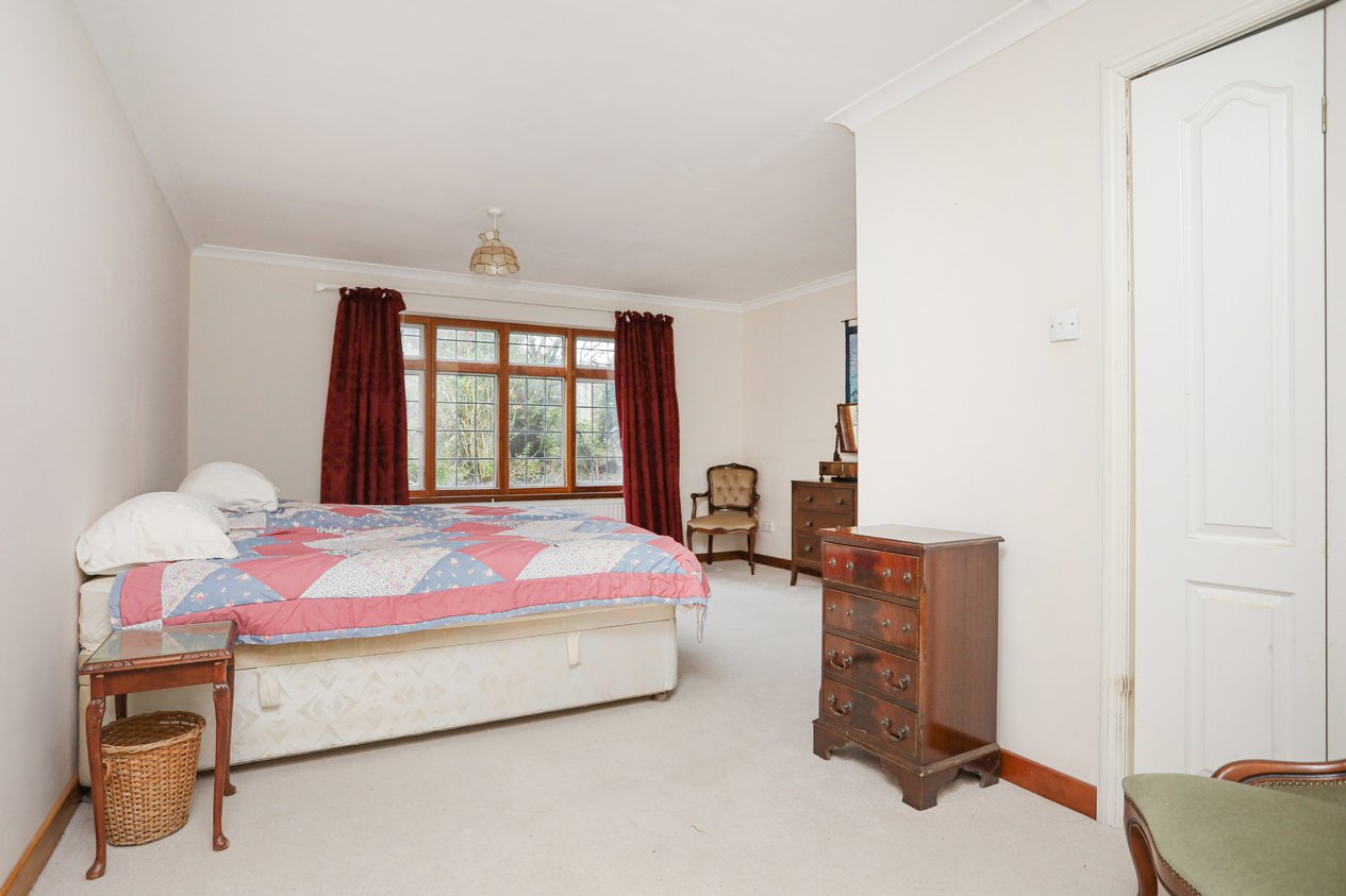 Properties Under Offer in The Street Denton