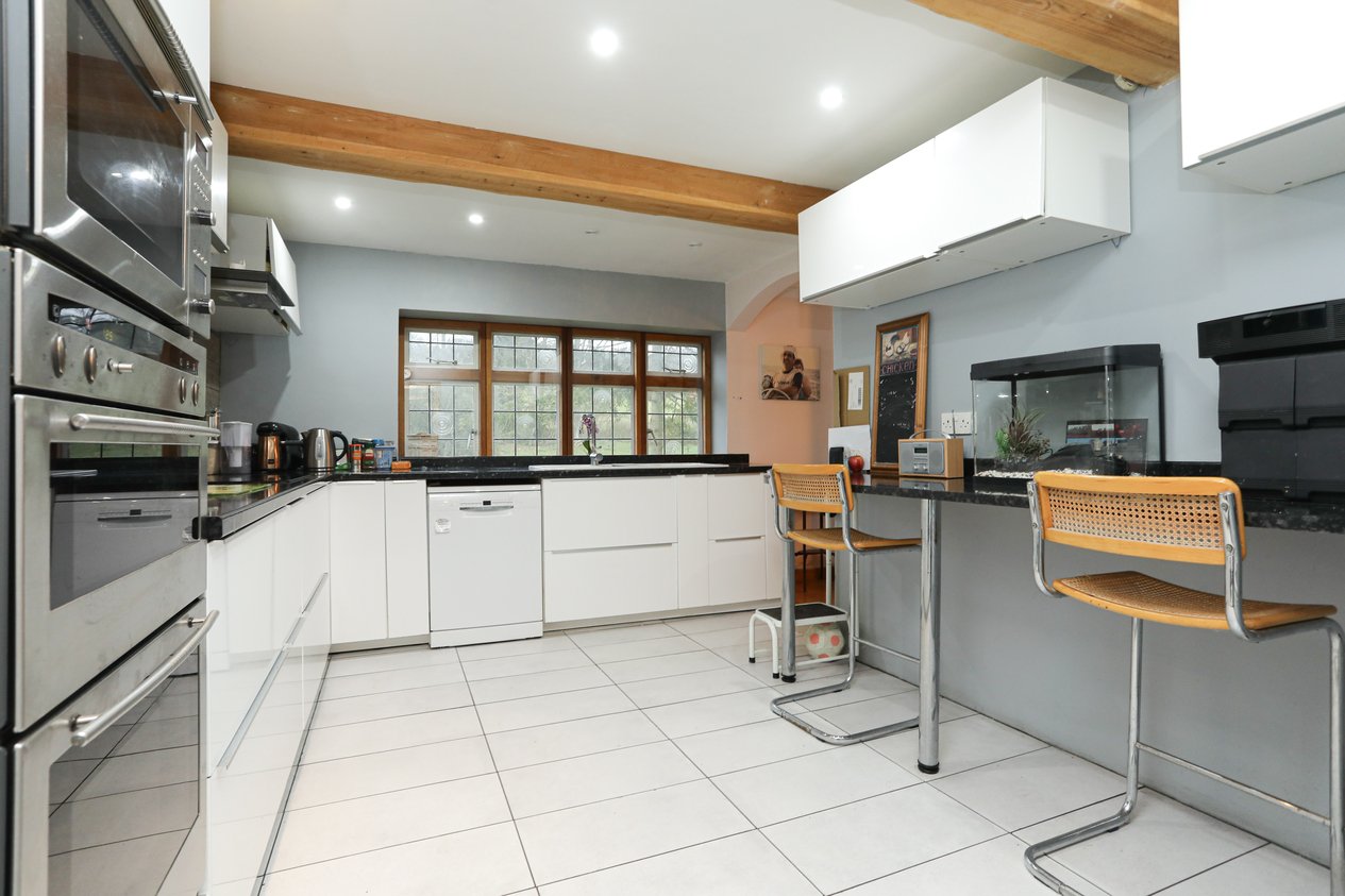Properties Under Offer in The Street Denton
