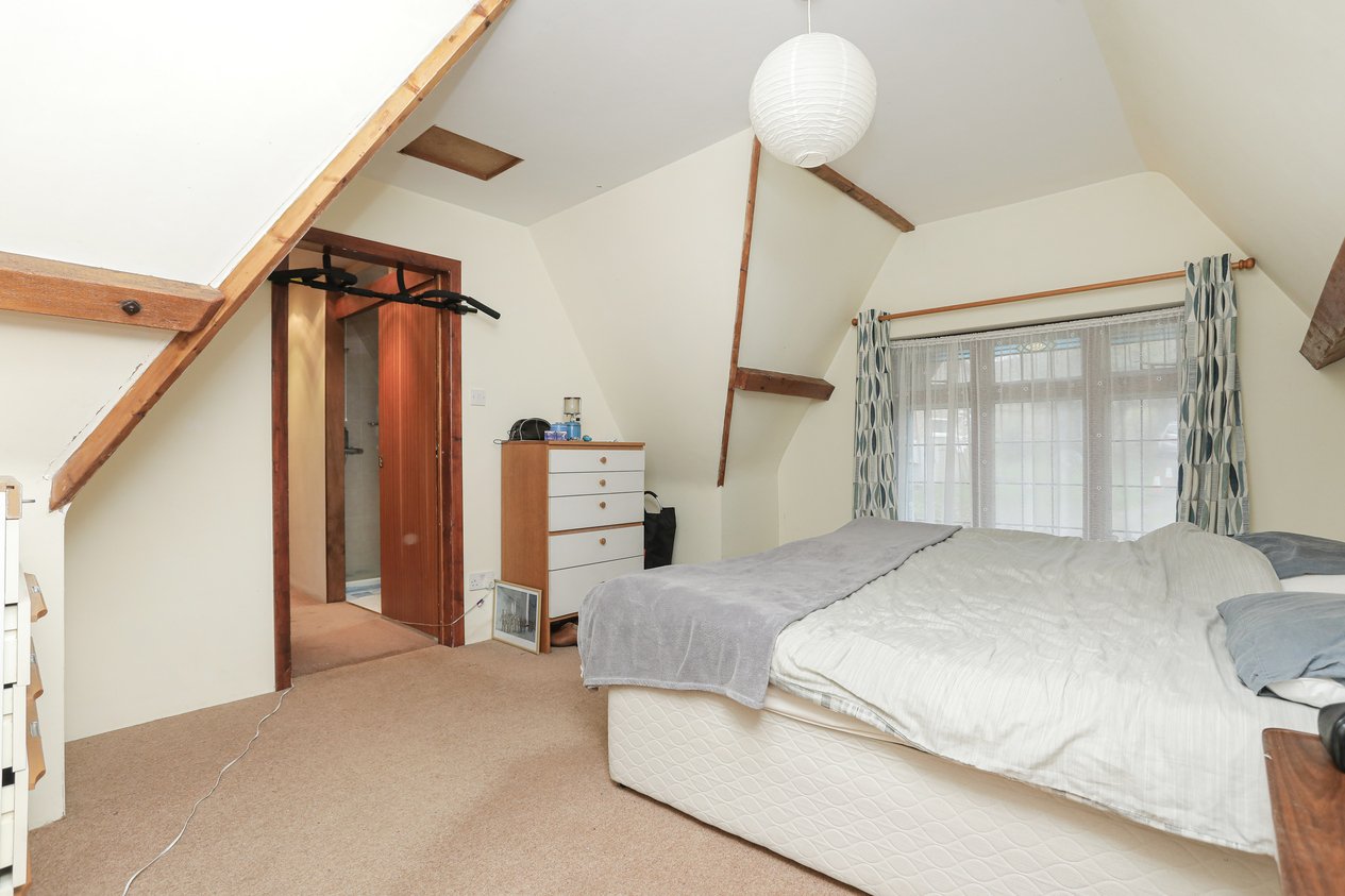 Properties Under Offer in The Street Denton