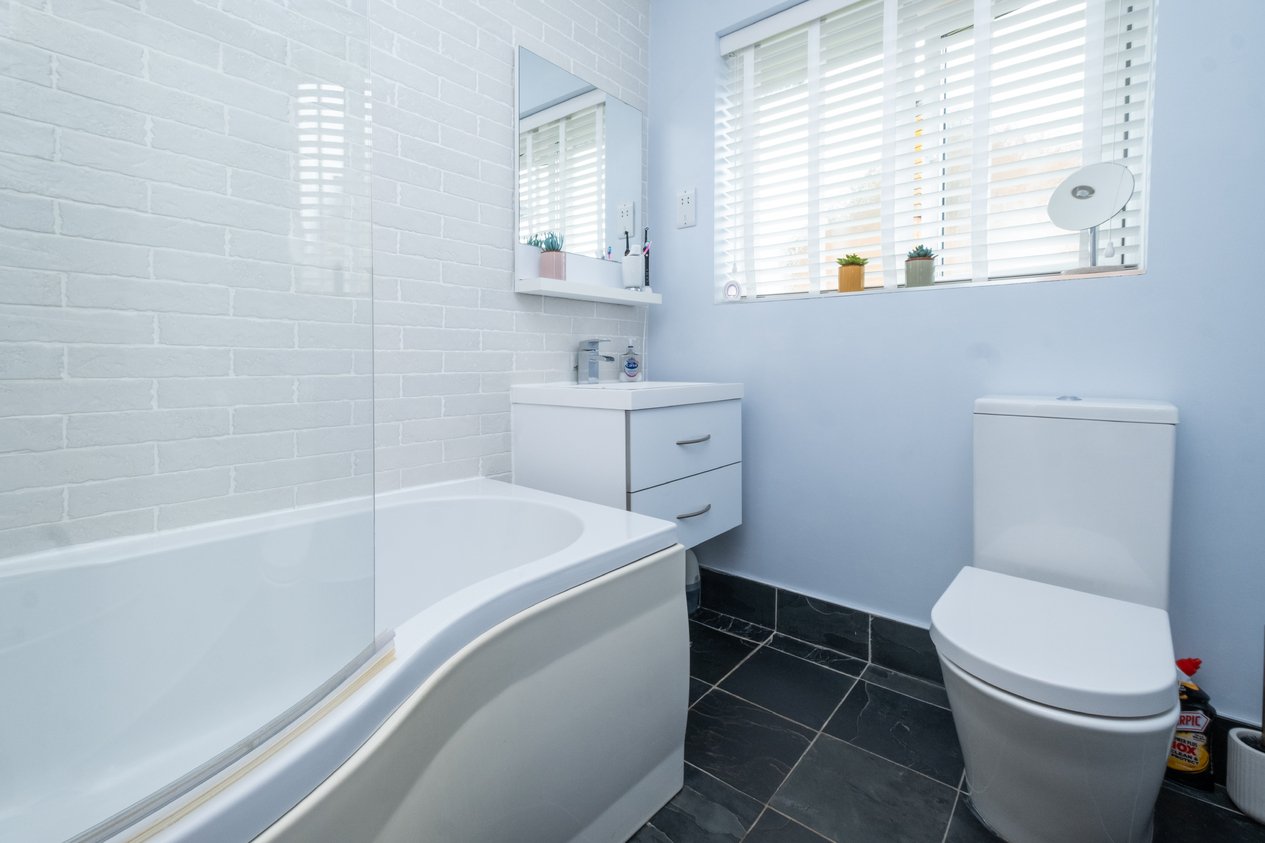 Properties Sold Subject to Contract in The Street Faversham