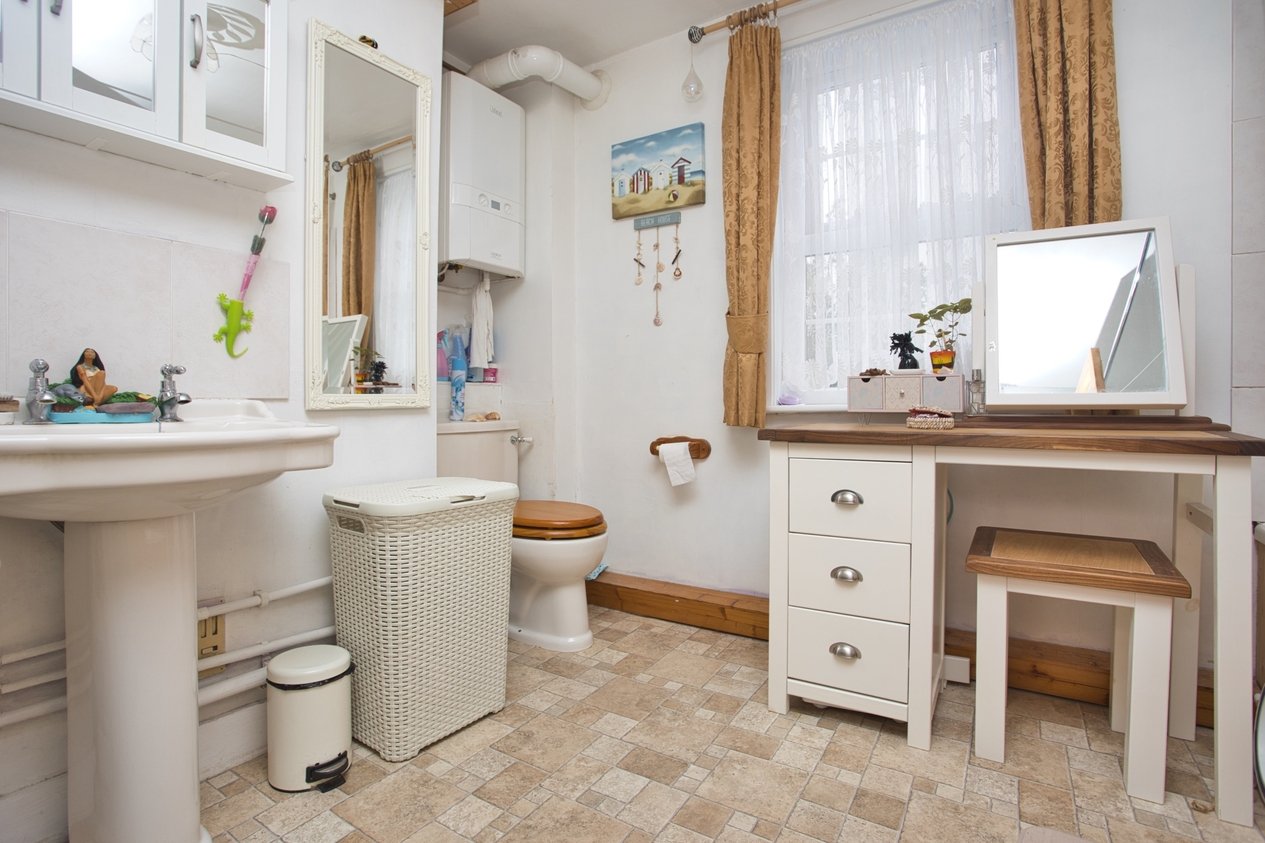 Properties For Sale in The Street Faversham