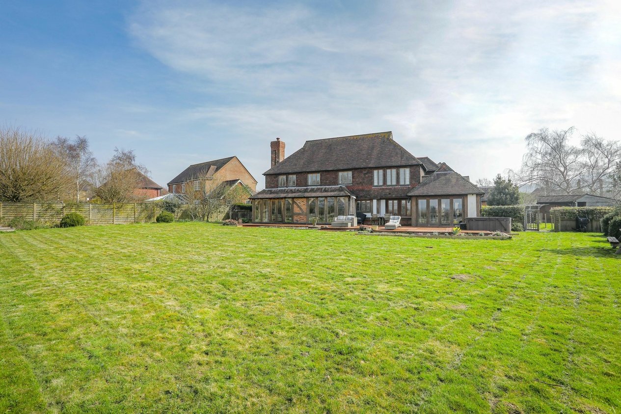 Properties For Sale in The Street  Postling