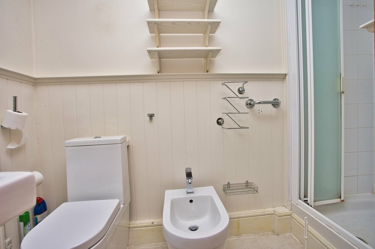 Properties For Sale in The Street Sholden