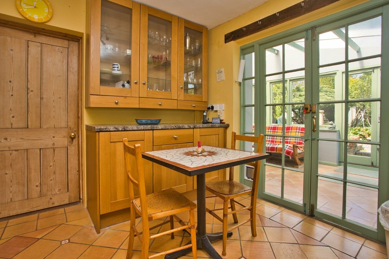 Properties For Sale in The Street Sholden