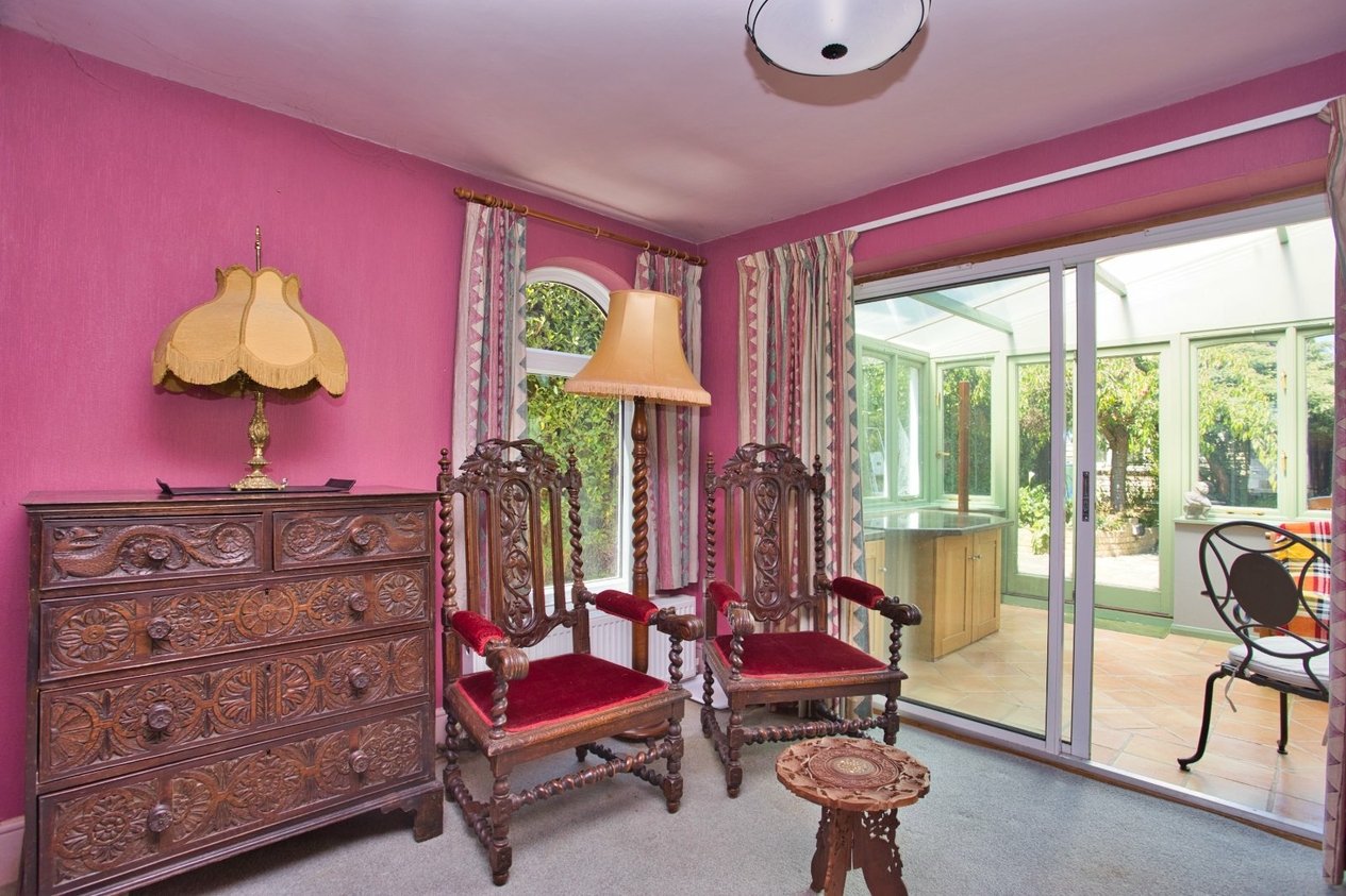 Properties For Sale in The Street Sholden
