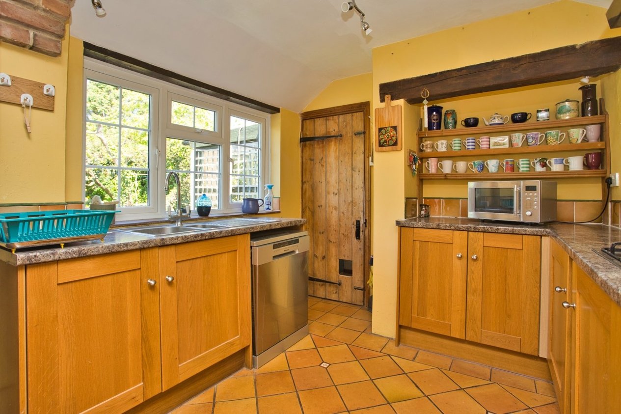 Properties For Sale in The Street Sholden