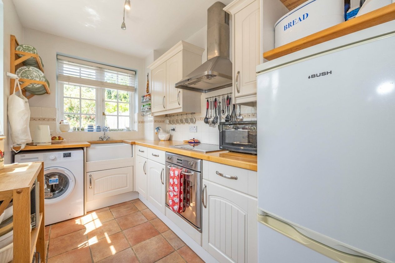 Properties For Sale in The Street Staple