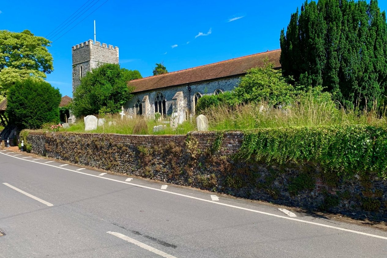 Properties For Sale in The Street Staple
